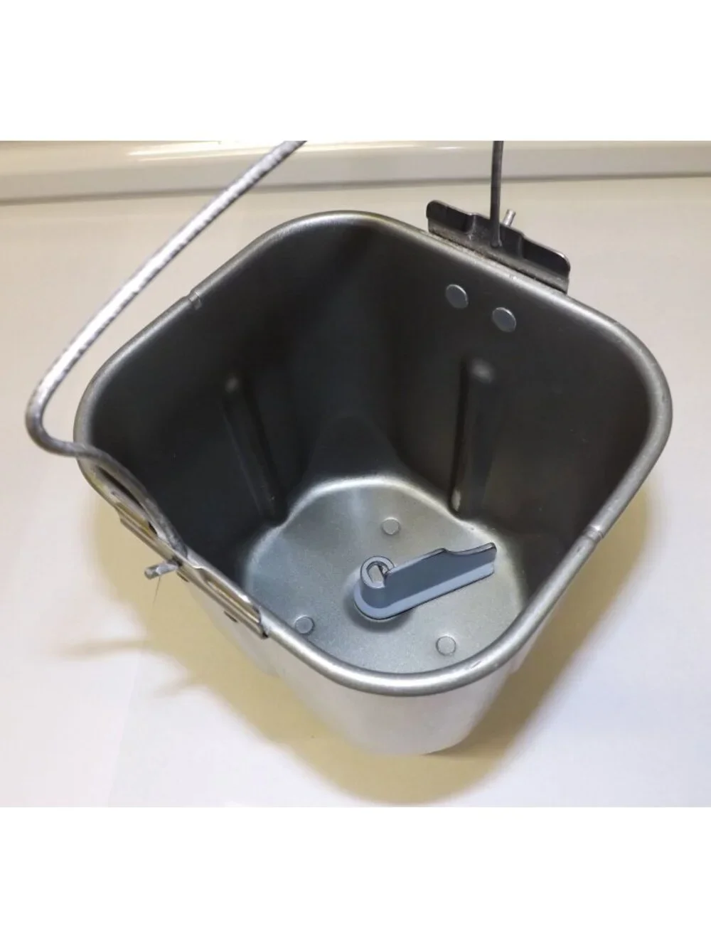 Zojirushi Bread Maker BBCC-Q15 Replacement Bowl Pan & Kneading Paddle